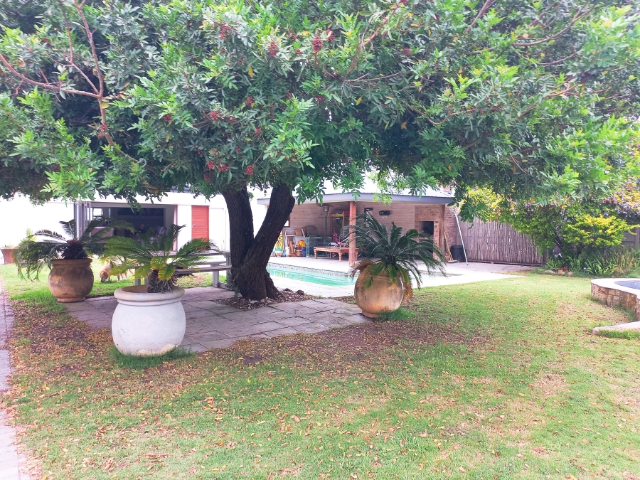 5 Bedroom Property for Sale in The Village Western Cape